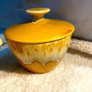 Canonsburg USA Butterscotch Drip Glaze Creamer & Sugar Bowl w/Lid  1960s MCM